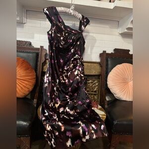 Maggie London Satin Asymmetrical Sleeve Abstract Gown sz 6